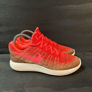 Nike LunarEpic Low Flyknit 2 Womens Size 7.5 Red Shoes 'Hyper Punch' 863780-601